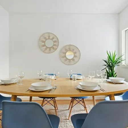 Lägenhet Beautiful 2 Bedroom In Bairro Alto *