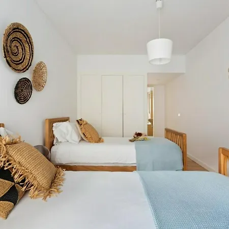 Beautiful 2 Bedroom In Bairro Alto *
