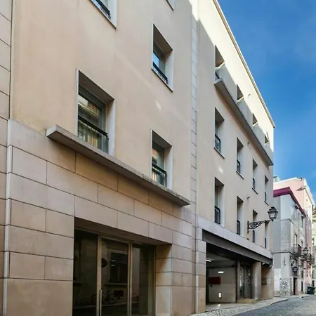 Beautiful 2 Bedroom In Bairro Alto Lisboa