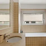 Beautiful 2 Bedroom In Bairro Alto Apartman *