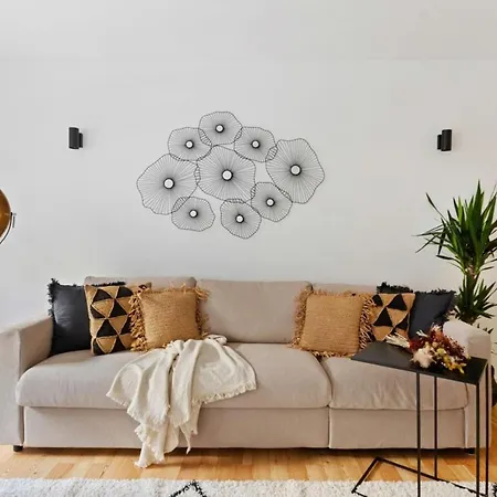 아파트 Beautiful 2 Bedroom In Bairro Alto